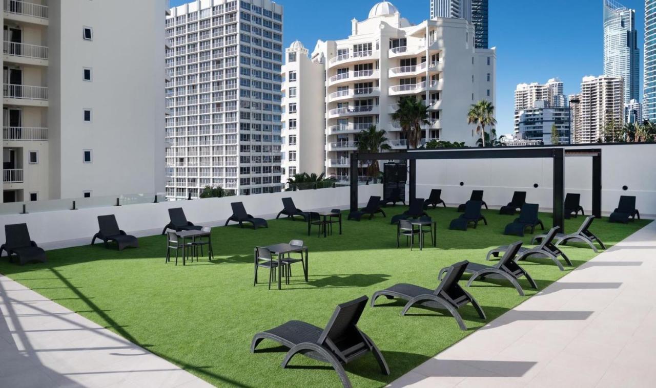 Hotel Apartments On 22 View Avenue, Surfers Paradise Gold Coast Exterior photo