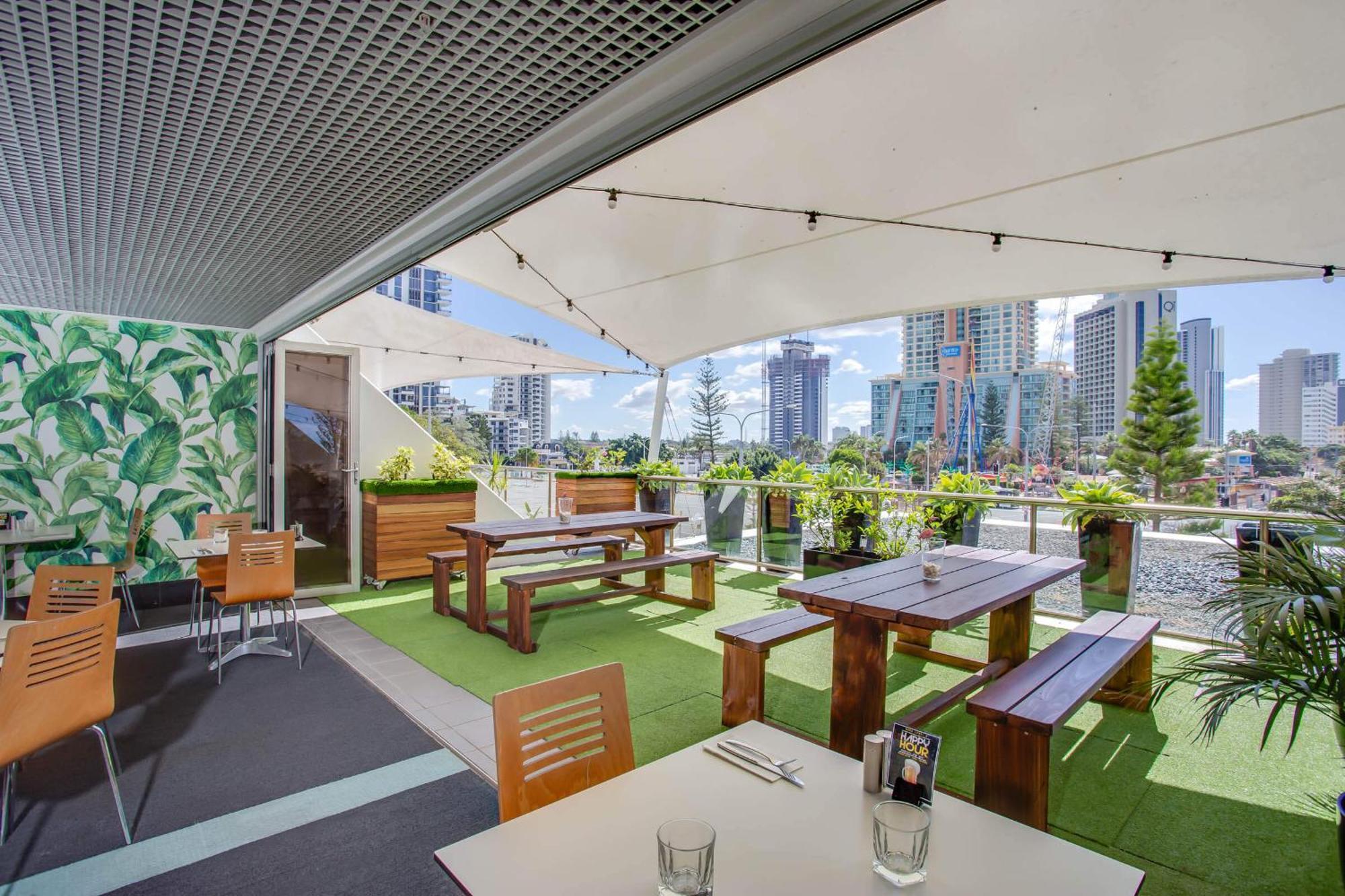 Hotel Apartments On 22 View Avenue, Surfers Paradise Gold Coast Exterior photo